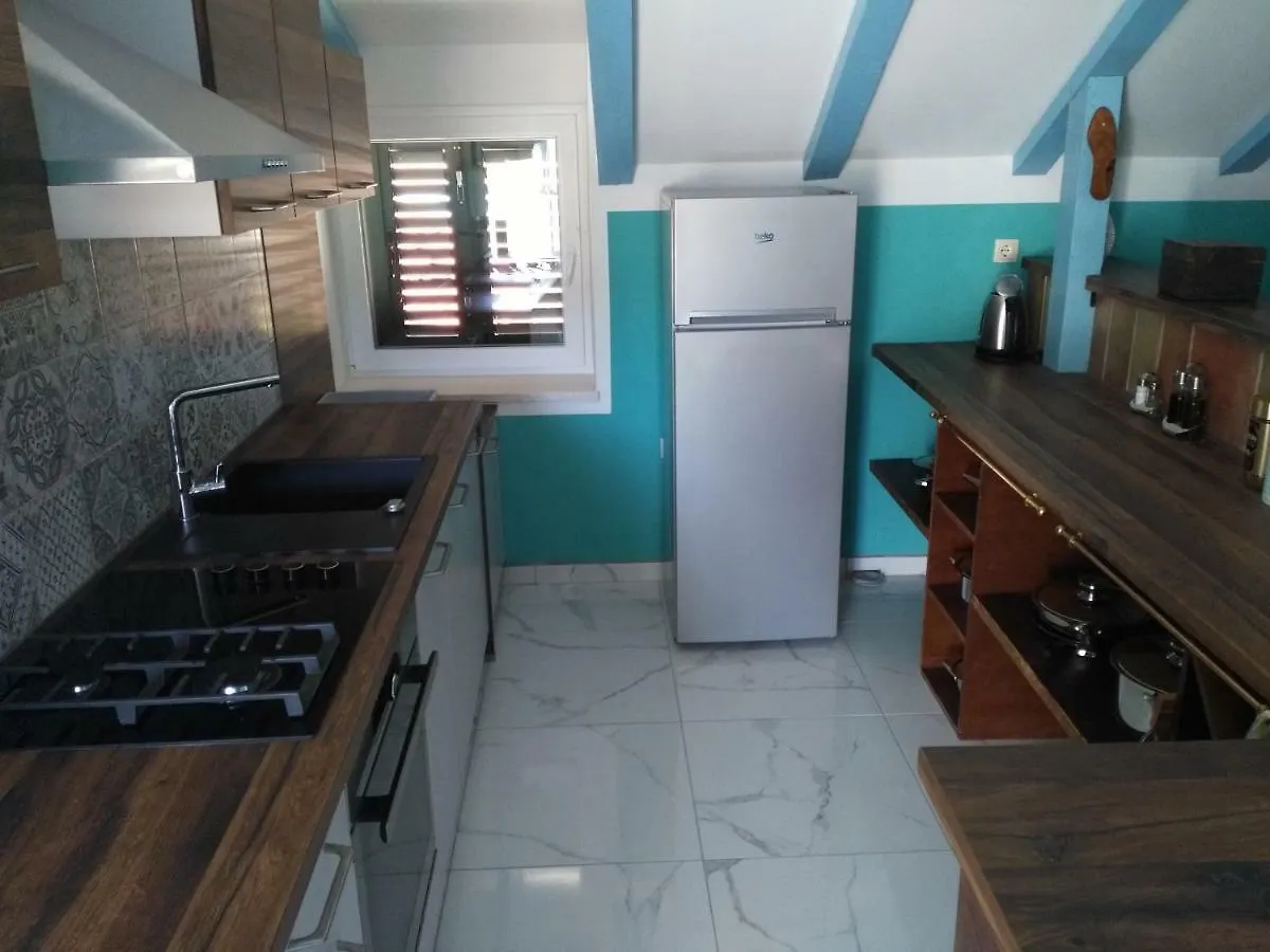 Apartment Buga Slatine